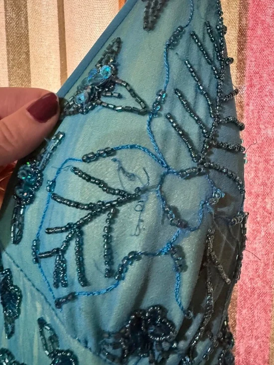 VNTG Caché 100% SILK Beaded Fairy Gown Y2K Teal Blue Handkerchief Hem SZ 6 - Picture 6 of 8